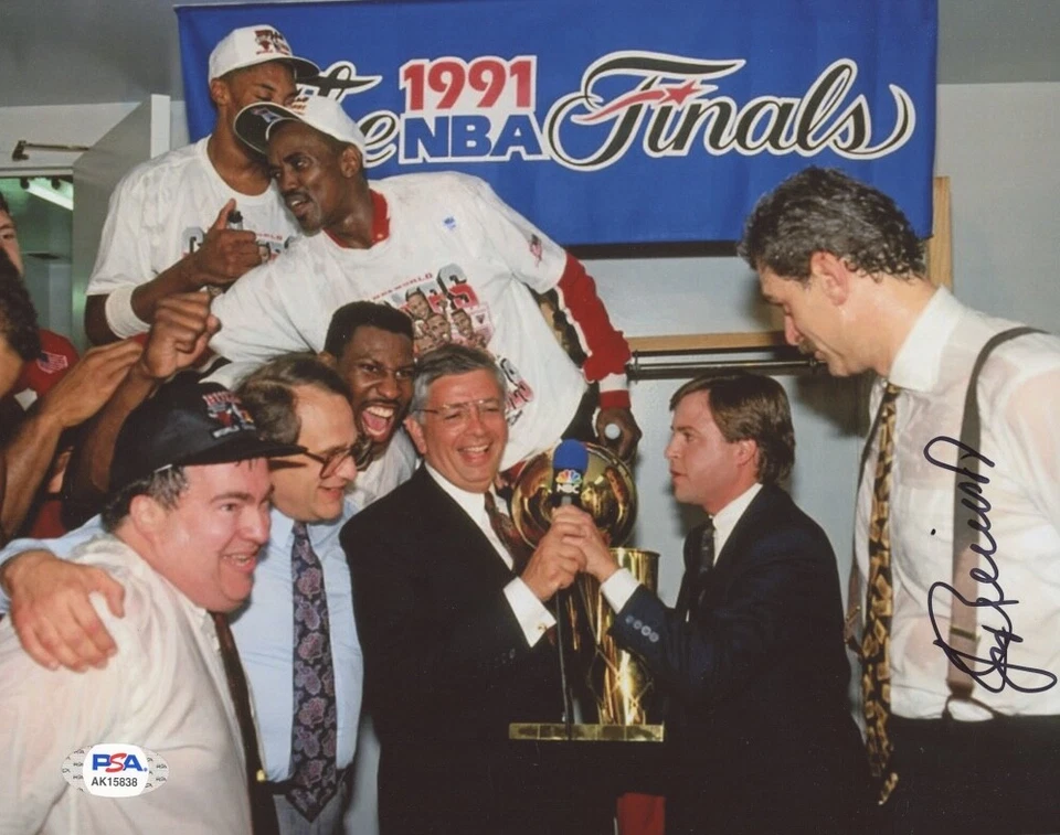 Jerry Reinsdorf Chicago Bulls Owner 8x10 Photo PSA COA Michael Jordan A - Image 1 of 1