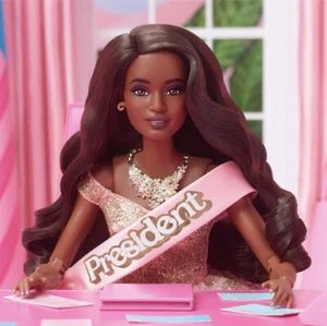 President Barbie in Pink and Gold Dress The Movie AA Black Label Doll SOLD OUT - Bild 1 von 19