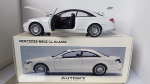 AUTOart Mercedes benz Classe CL Bianca 1:18 in scatola menta - Foto 1 di 19