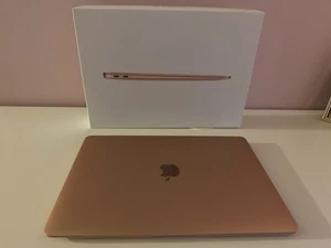 MacBook Air 13 A2337 M1 2020 Rose Gold. With Box Excellent Condition. Good Shape - Afbeelding 1 van 5