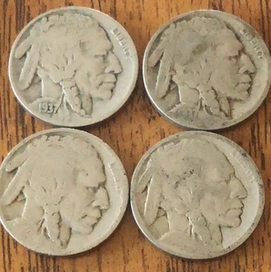 BUFFALO INDIAN HEAD NICKEL LOT (4) COINS WITH Partial/no DATES 1937 Or ? R010 - Picture 1 of 2