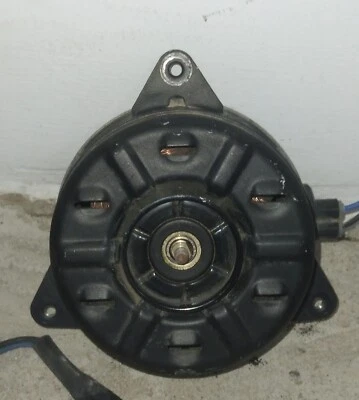 05 TOYOTA SCION TC 2.L AT CUPÉ VENTILADOR RADIADOR MOTOR FABRICANTE ORIGINAL 1741-5 Foto 1 de 4