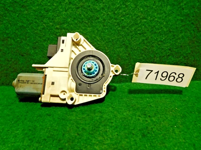 Fensterhebermotor hinten rechts Skoda Yeti (5L) 1.2TSI 77KW 105PS Bj.2010 - Bild 1 von 4