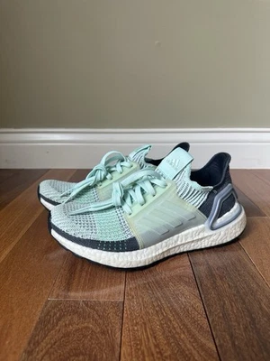 阿迪达斯 Ultraboost 19 女式 7.5 码跑步鞋 Ice Mint 灰色 — 第 1/4 张图片