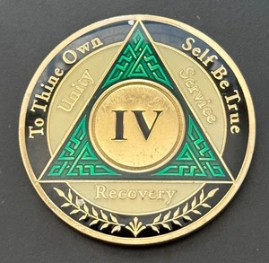 Alcoholics Anonymous AA 4 IV Years Recovery Token Coin Chip Tri-plate - Picture 1 of 2