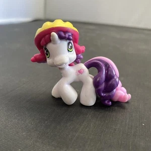 My Little Pony SWEETIE BELLE'S TRICYCLE Figure w/ Helmet 2" Playset Replacment - Picture 1 of 6