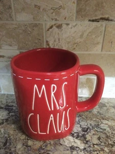 RAE DUNN Mrs Claus Tasse weiß rot Weihnachten Urlaub Kaffeetasse Tee - Bild 1 von 10