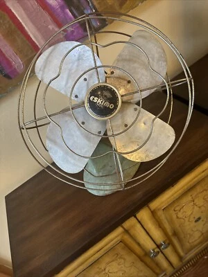 Vintage Eskimo Turquoise Desk Table Fan Works Blue Aqua 45R - Image 1 of 4