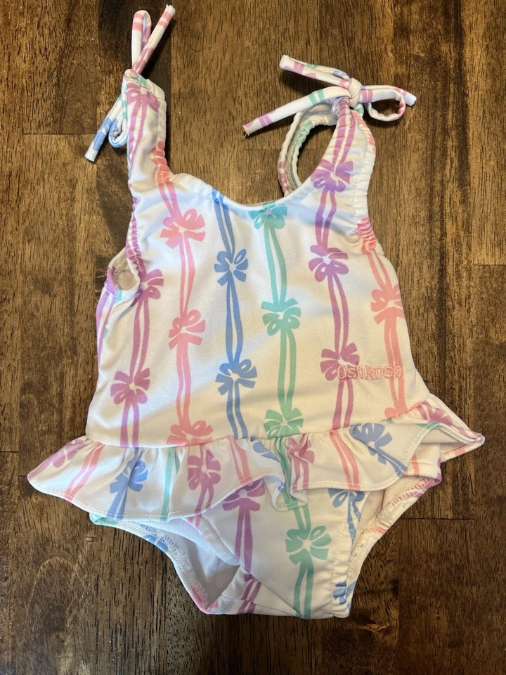 Traje de baño vintage genuino OshKosh B'gosh con arcos pastel con volantes 12 meses EE. UU. Foto 1 de 4
