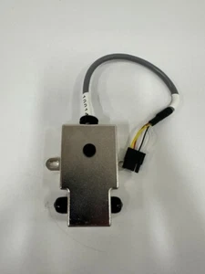 Viatran Pressure Transducer / DJ Insturments - MOD DF2-TI-01-250 SQ, 5V - Picture 1 of 2