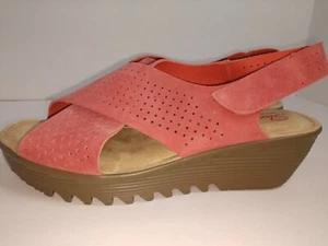 Sandalias Skechers espuma viscoelástica de cuero gamuza de salmón/cuña rosa de cuero de 1 y 3/4" EE. UU. 7,5 - Imagen 1 de 12