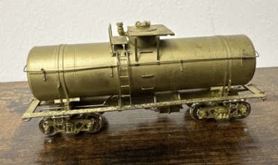 Overland Models HO Brass #1306 D&RGW Auxiliary Water Car #X9022 w/Large Platform - Image 1 of 4