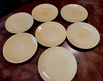 New Tabletops Unlimited Butter Yellow 7 Dinner Plates  Apr 10 1/2" Hand Painted - Image 1 of 4