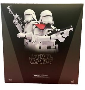 HOT TOYS MMS323 Star Wars FIRST ORDER SNOWTROOPERS 1:6 Scale Action Figure NIB