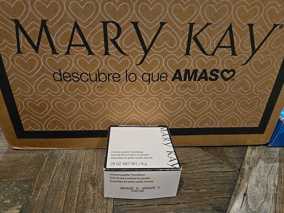 Base en polvo mineral Mary Kay 040992 BRONCE 3 NUEVA EN CAJA nueva en caja Foto 1 de 1