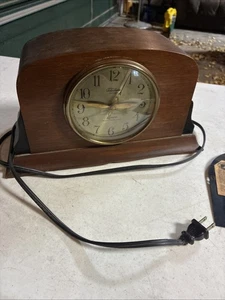 1941 TELECHRON CLOCK REVERE WESTMINSTER CHIME MODEL R-911 DECO WOOD RARE  - Picture 1 of 12