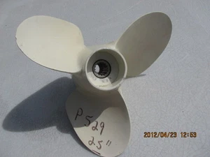 MICHIGAN ?  P529 ALUMINUM PROP 25 "  15 SPLINE  P 529  - Bild 1 von 5