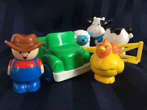 Tyco Farmer Truck and Animals Play Set SHEEP COW CHICKEN - Picture 1 of 8