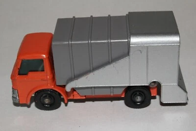 MATCHBOX LESNEY #7C FORD REFUSE GARBAGE TRUCK, NICE, ORIGINAL - Image 1 of 4