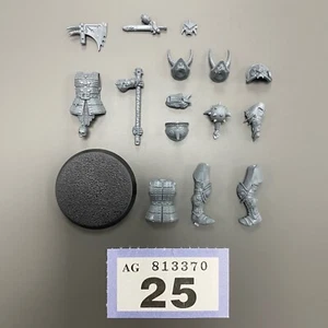 HORNHELM 3 MACE AX CHAOS LEGIONÄRE MARAUDER WARCRY SKLAVEN DER DUNKELHEIT - Bild 1 von 1
