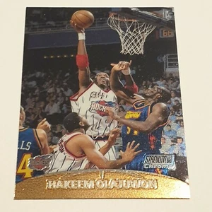 Tarjeta cromada del club de estadio Hakeem Olajuwon 2000-01 - Houston Rockets - Imagen 1 de 1