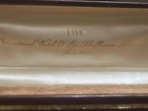 π΄ IWC scatola orologio polso oro manuale automatico rara 1975 vintage - Picture 1 of 9