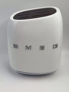 Smeg Knife Block White Colour Brand New BLOCK ONLY No Knives New In Box - Picture 1 of 3