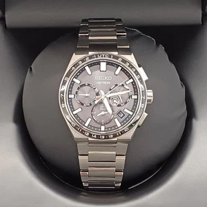 SEIKO Numero di Modello: 5X53-0BR0 ASTRON GPS Orologio Solare - Foto 1 di 17