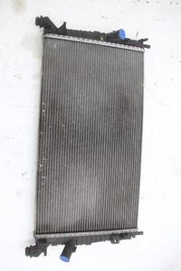 radiator Volvo V50   diesel 77442 LHD - Picture 1 of 3