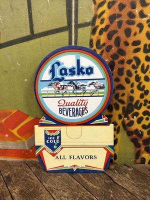 ВИНТАЖНЫЙ ЗНАК C. 1940 LASKO НА БУТЫЛКЕ COCA COLA 7UP PEPSI ГОНОЧНЫЙ КОННЫЙ ТРЕК - Изображение 1 из 4