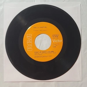 Dolly Parton ~ Coat Of Many Colors/ Here I Am ~ RCA 45 RPM Record - Picture 1 of 4