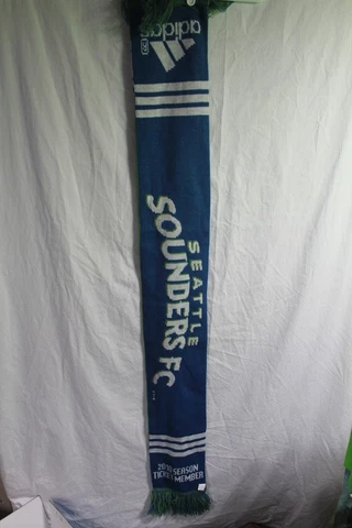 Seattle Sounders  FC 2010 Season Ticket Member Scarf ⚽️ Cover