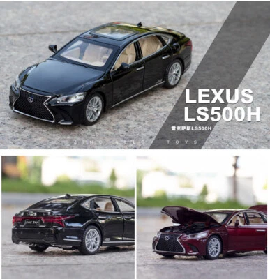 1:32 Lexus LS500h Car Alloy Toy Sound&Light Collection Kids Model Diecast Gifts - Image 1 of 4