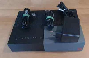 Modem Tim Hub Router Fibra 1000 MEGA USATO CON CARICATORE - Foto 1 di 1
