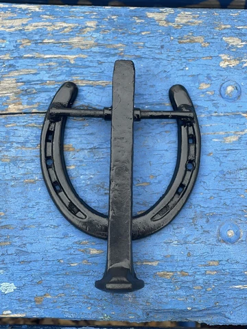RUSTIC Horseshoe & Railroad Spike Door Knocker Ranch Western Decor MADE IN TEXAS Cover