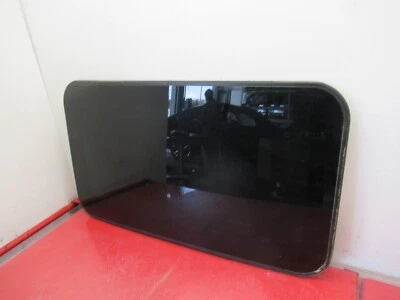 03-10 PORSCHE CAYENNE UPPER 日光 月窗玻璃 原始设备制造商 — 第 1/4 张图片