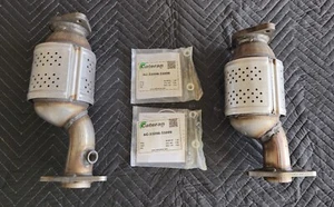 Catalytic Converter Nissans Trucks and Vans Direct Replacement Cateran - Picture 1 of 11