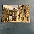 Vintage Postcard The Chain Gate Wells Bg