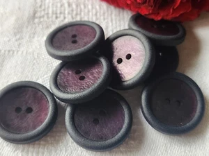 Lot 8 boutons vintage violet deux tons trous  2,2 cm trous ref 4508 - Picture 1 of 3