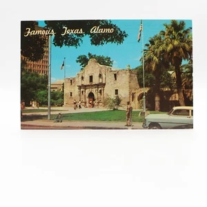 Famous Texas Alamo Old Car San Antonio TX Mission San Antonio De Valero Postcard - Picture 1 of 2