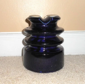 LARGE COBALT BLUE LOCKE HI-TOP STYLE PORCELAIN INSULATOR - Picture 1 of 9