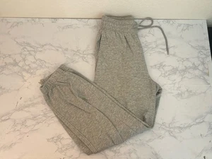 H & M Basic Joggers Women’s XS Gray Tapered Leg Sweatpants Drawstring Pants D2 - Picture 1 of 4