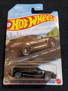 2022 Hot Wheels Porsche Panamera Turbo S EHybrid Sport Turismo Esclusivo Walmart - Foto 1 di 2