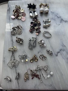 Lot of 20 vintage to now earrings different styles colours deal - Picture 1 of 9