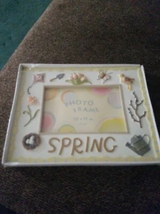 Pfaltzgraff Spring 4" X 6"  Picture Frame  BNIP - Picture 1 of 2