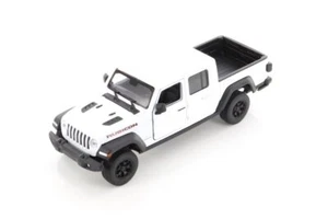 2020 JEEP GLADIATOR PICKUP TRUCK 1/27 scale DIECAST CAR WELLY 24103WWT - Picture 1 of 4
