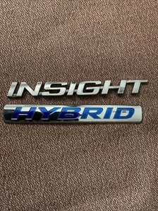 2010- 14 HONDA INSIGHT HYBRID REAR GATE LID EMBLEM BADGE SIGN B3666. Pre-Owned - Bild 1 von 5
