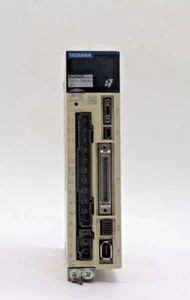 Yaskawa SGD7S-2R8A00A002 Servo Drive, 200-240V AC, High-Precision Motor Control - Picture 1 of 4