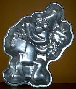 NUEVO 1996 Wilton Elmo Birthday Cake Pan - 2105-3461 - Plaza Sésamo - Imagen 1 de 4