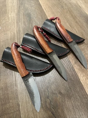 Cuchillo de hoja fija hecho a mano americano personalizado 8” Padauk/lote de cuero 1095 X3 Foto 1 de 4
